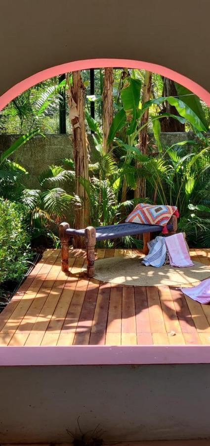 Sunsets And Palm Trees Bed & Breakfast Alappuzha Bagian luar foto