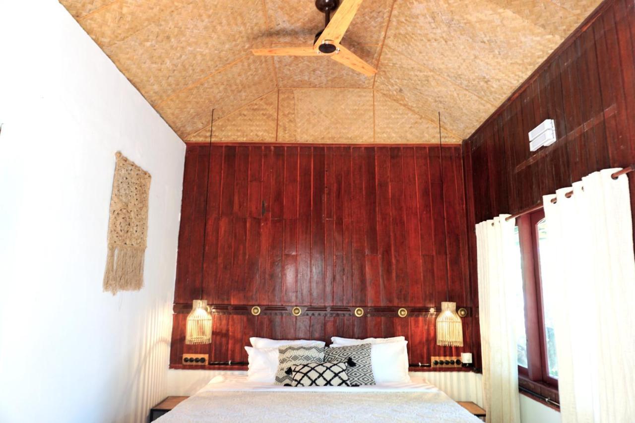 Sunsets And Palm Trees Bed & Breakfast Alappuzha Bagian luar foto